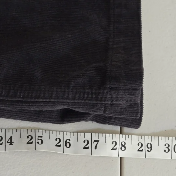 American Eagle Low Rise Wide Leg Dark Gray Corduroy Pants 2024 Size 8 - Picture 6 of 13